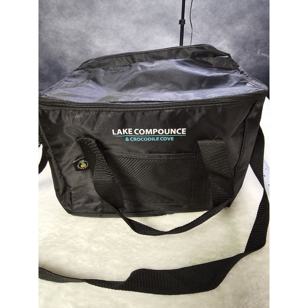 Lake Compounce Lunch 6 Pack‎  Zippered Cooler CT Amusement Park